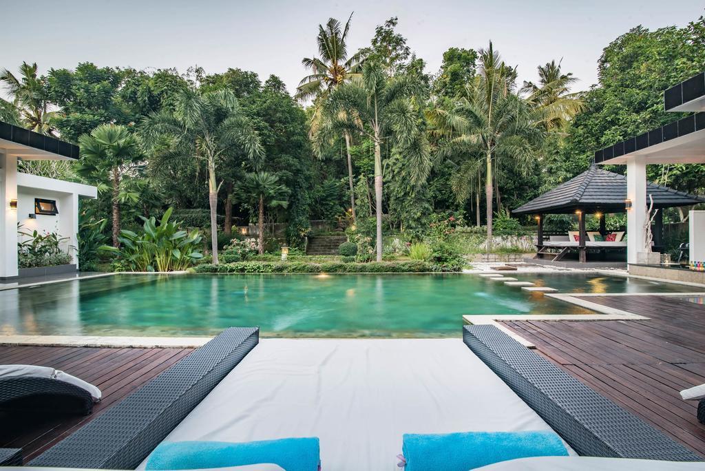 Stunning Villa Lily Lovina  Ngoại thất bức ảnh